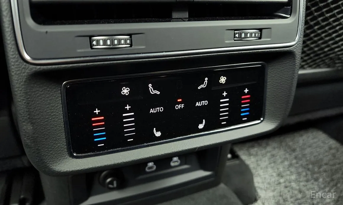 Фото 19 - Audi Q7