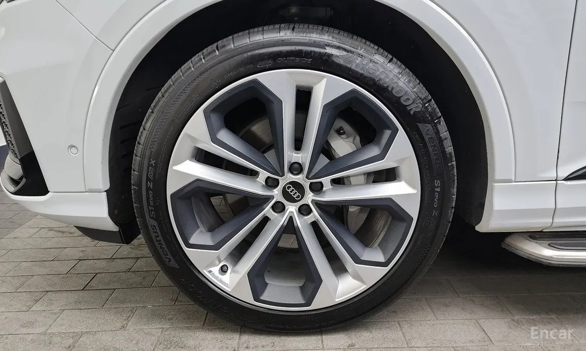 Фото 5 - Audi Q7