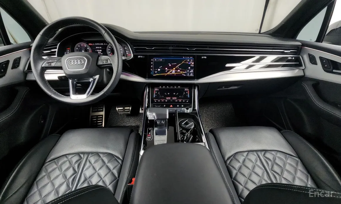 Фото 7 - Audi Q7