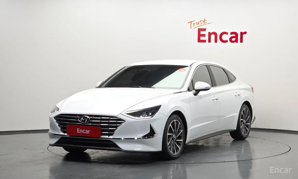 Photo 1 - Hyundai Sonata