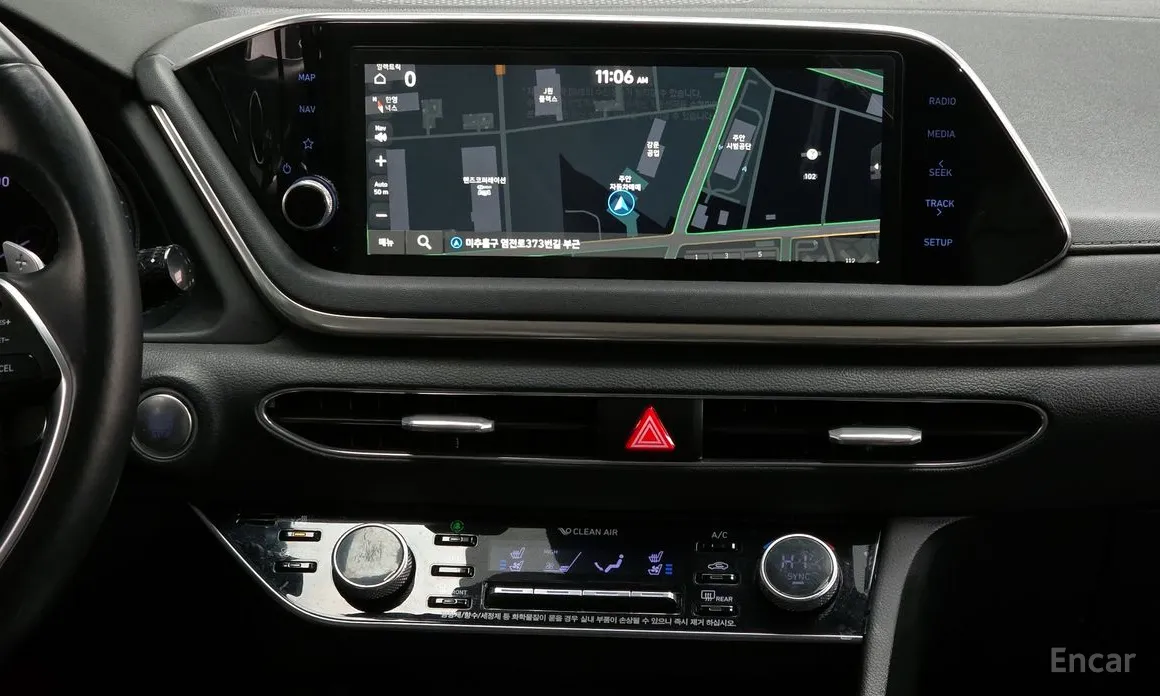 Photo 14 - Hyundai Sonata