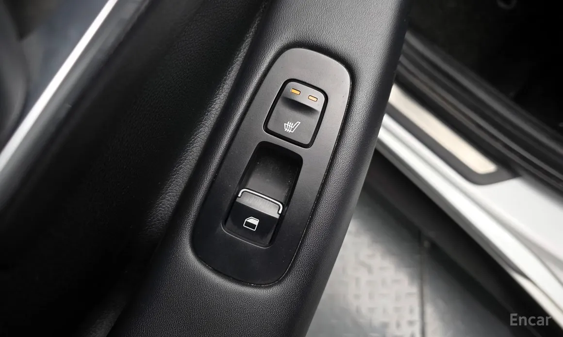 Photo 19 - Hyundai Sonata