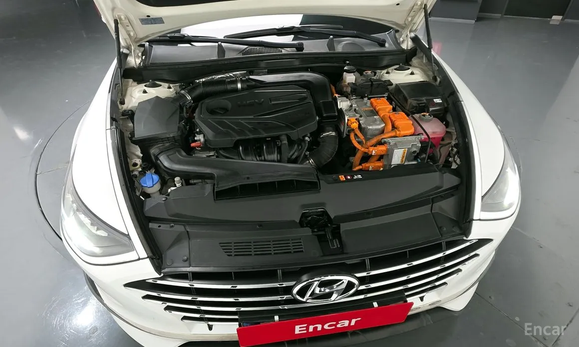 Photo 6 - Hyundai Sonata