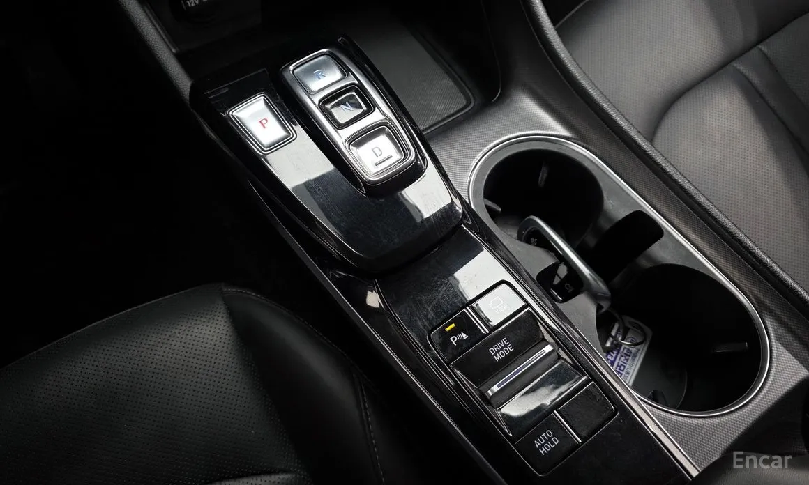 Photo 9 - Hyundai Sonata