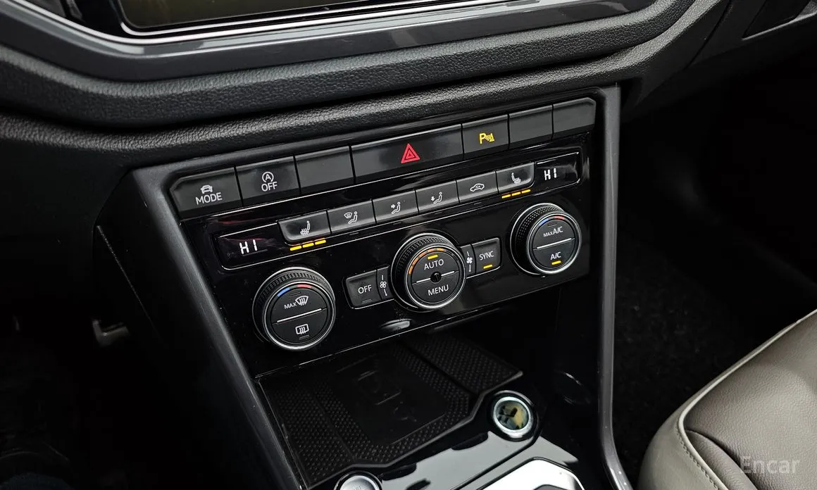 Фото 17 - Volkswagen T-Roc