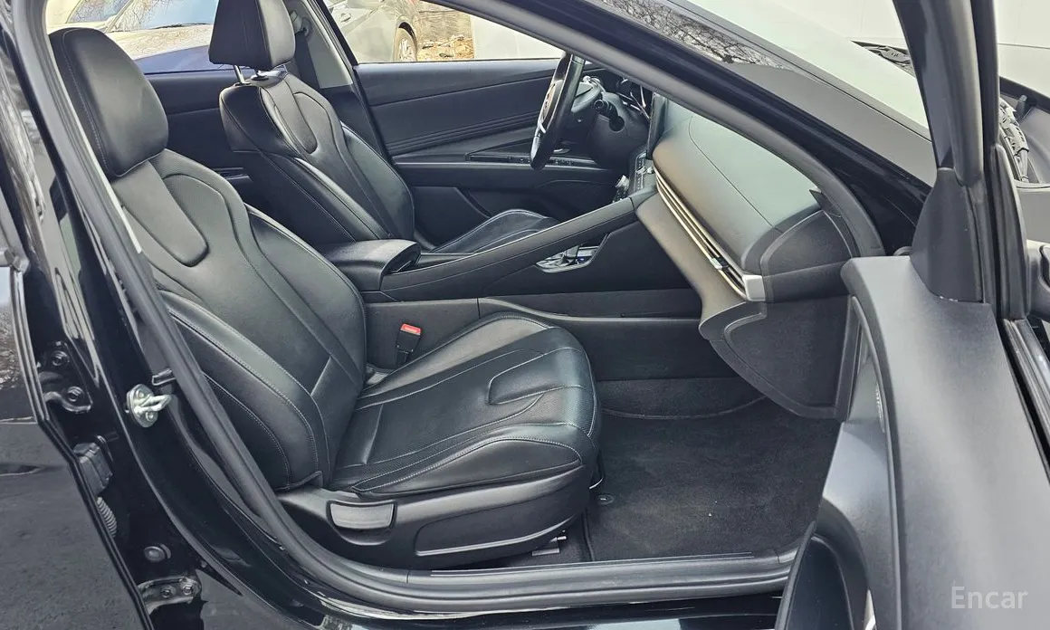 Фото 10 - Hyundai Avante