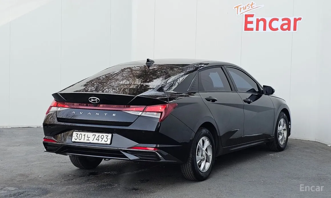 Фото 2 - Hyundai Avante