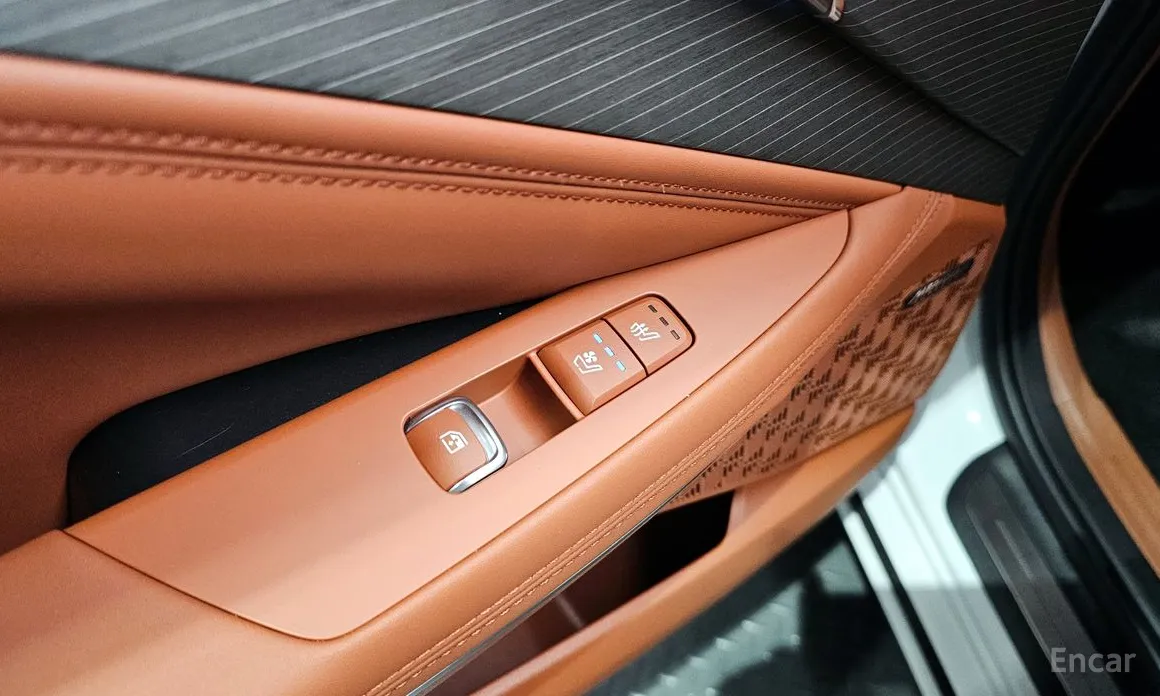 Фото 18 - Kia K8