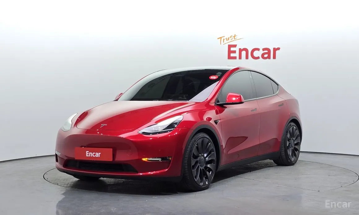 Фото 1 - Tesla Model Y