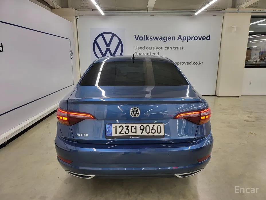 Фото 4 - Volkswagen Jetta