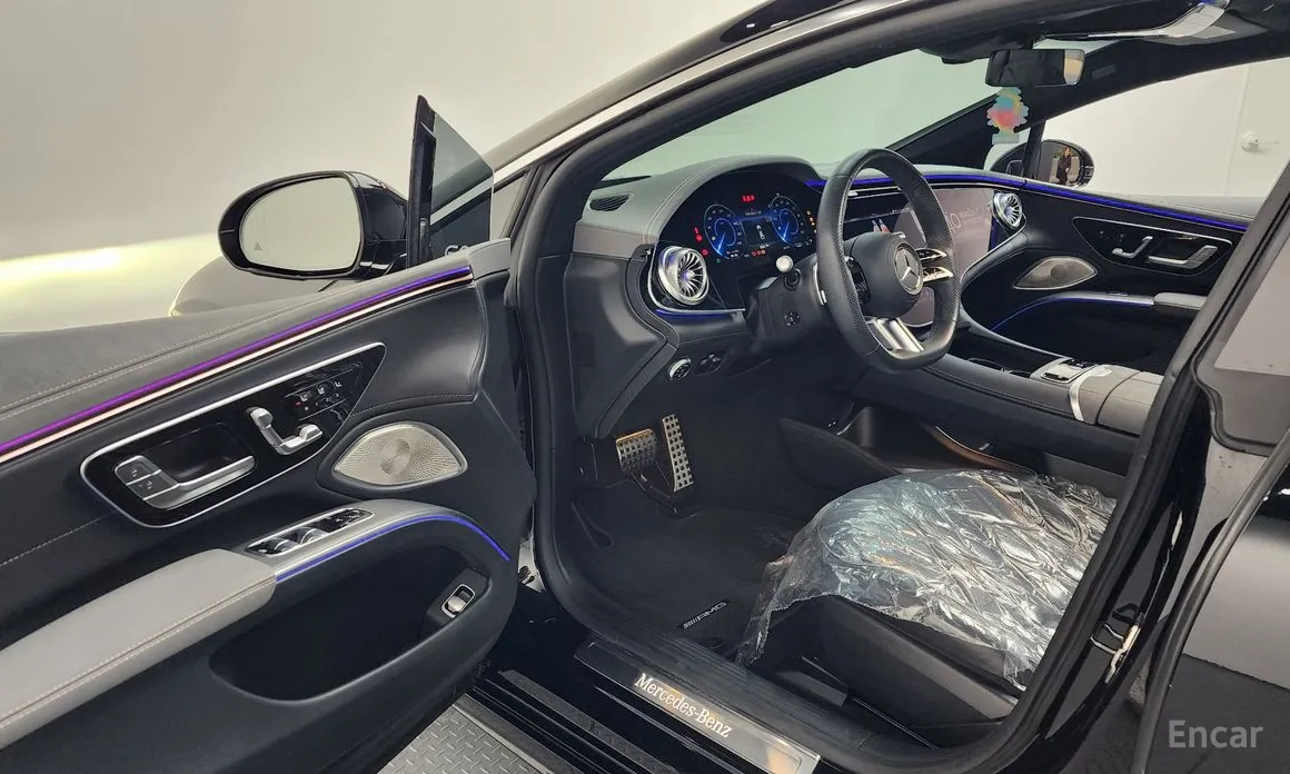 Фото 10 - Mercedes-Benz EQS