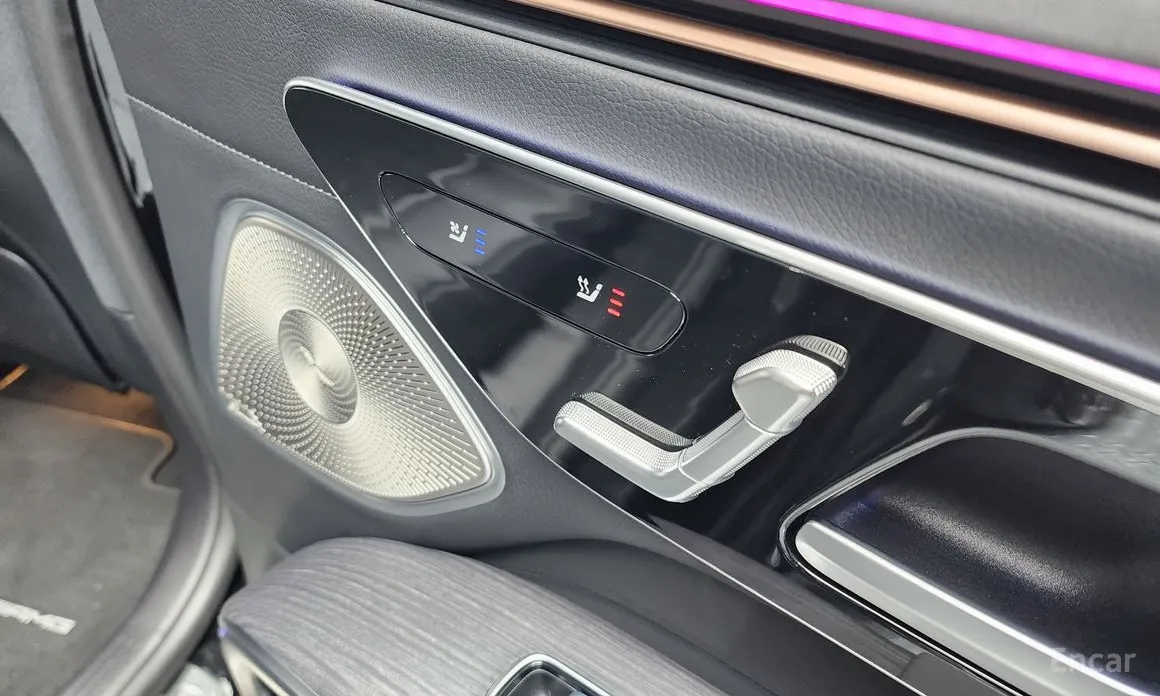 Фото 18 - Mercedes-Benz EQS