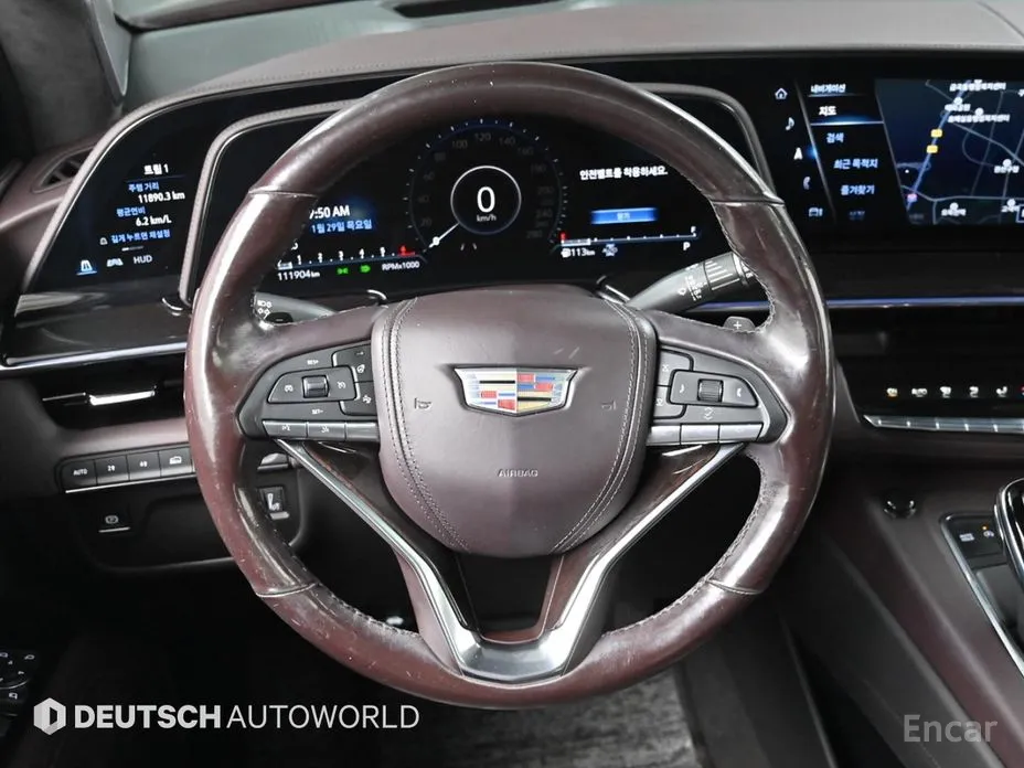 Фото 13 - Cadillac Escalade