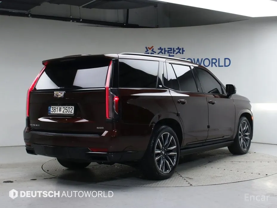 Фото 2 - Cadillac Escalade