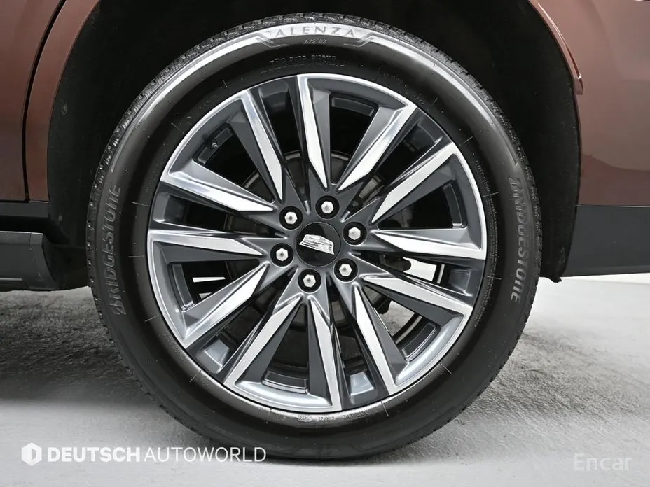 Фото 5 - Cadillac Escalade