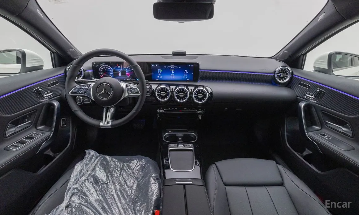 Фото 7 - Mercedes-Benz A-Class