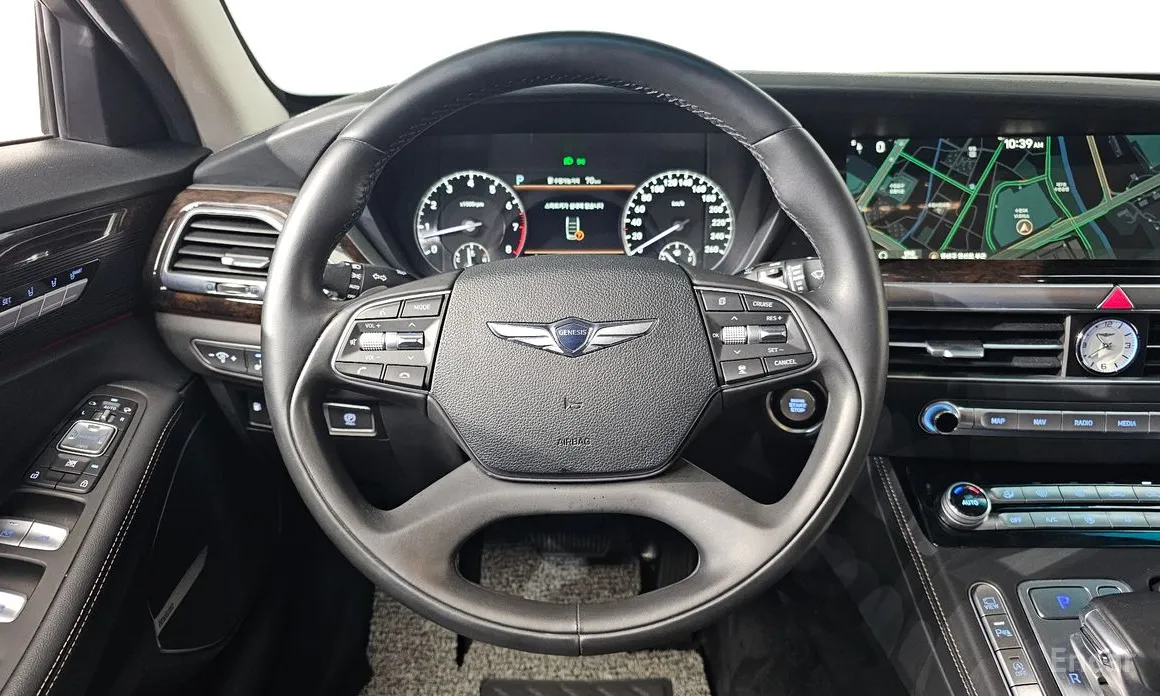 Фото 13 - Genesis G90