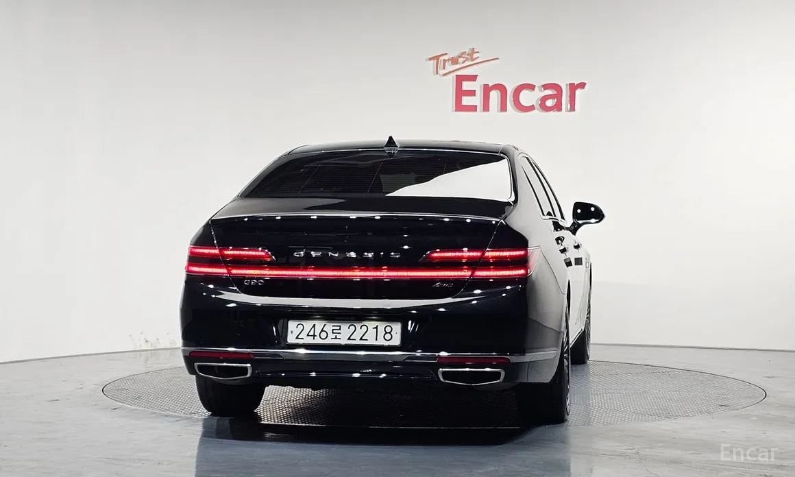 Фото 4 - Genesis G90