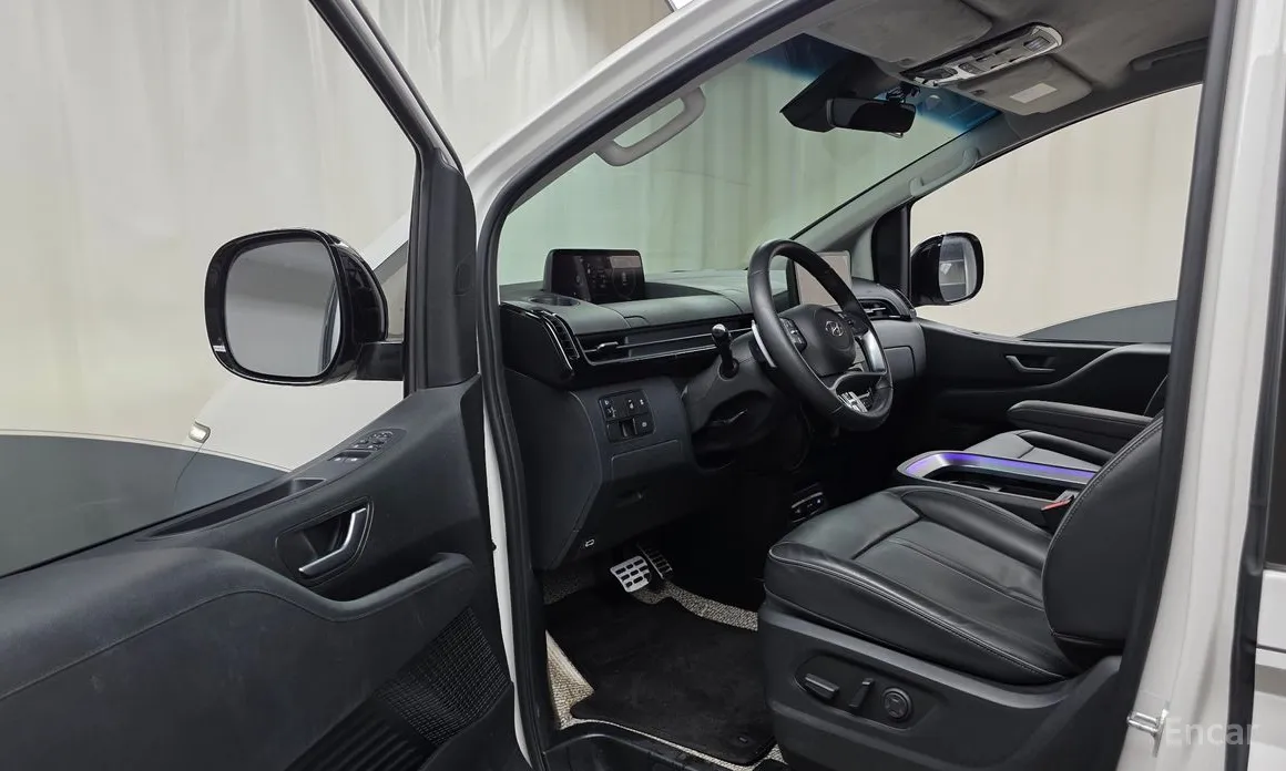 Фото 10 - Hyundai Staria