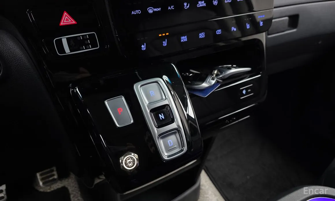 Фото 9 - Hyundai Staria