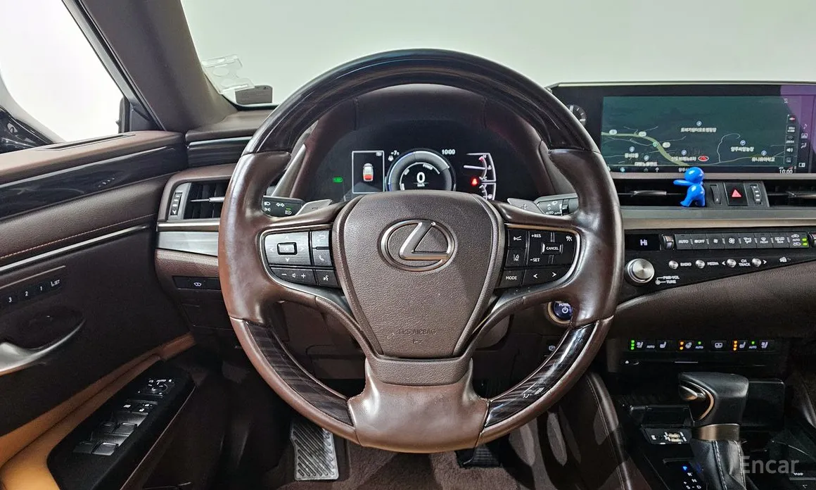 Lexus ES 2018 Luxury Plus