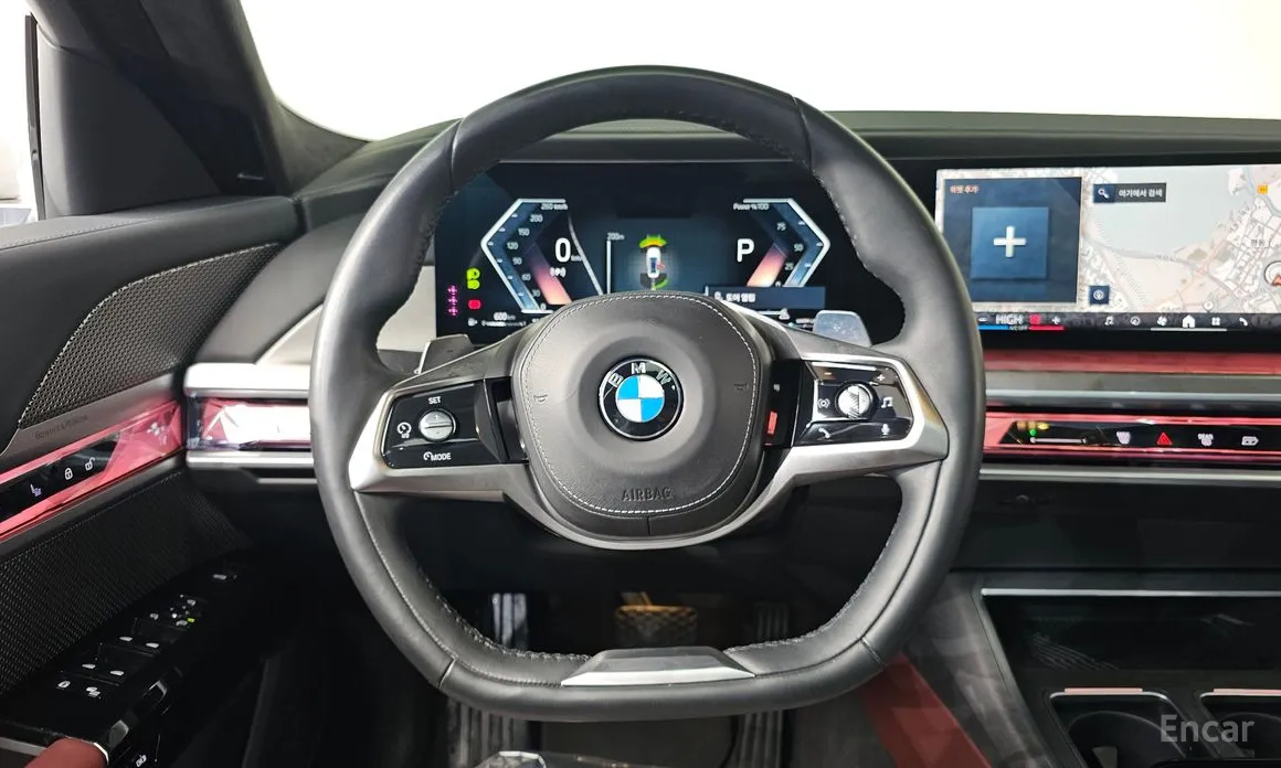 Фото 13 - BMW 7 Series