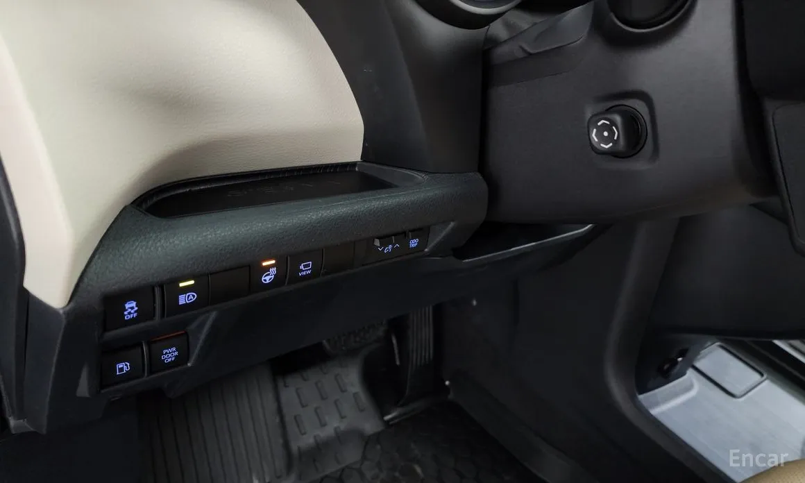 Фото 14 - Toyota Sienna