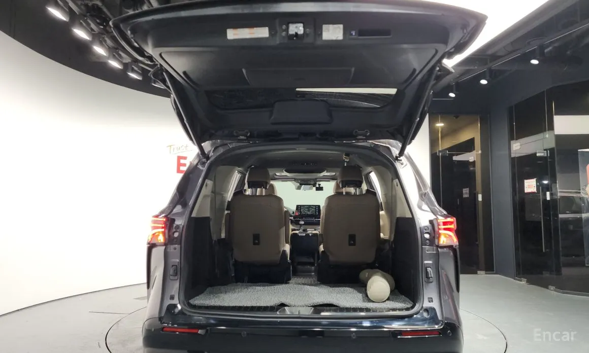 Фото 20 - Toyota Sienna