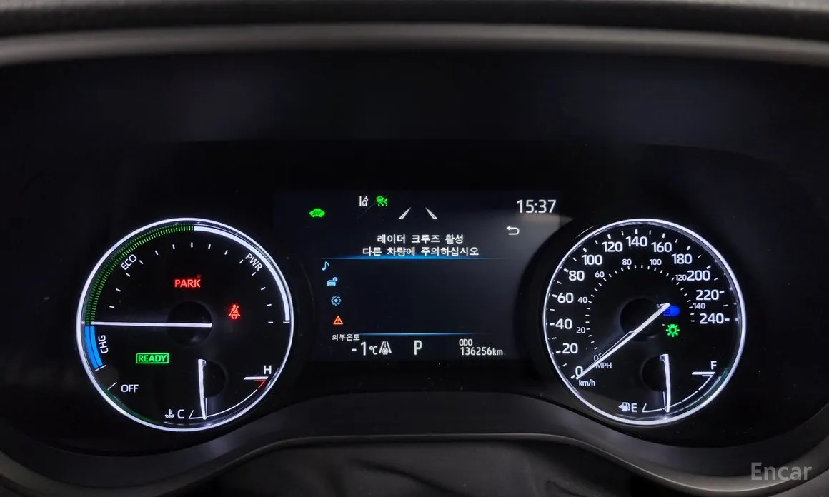 Фото 8 - Toyota Sienna