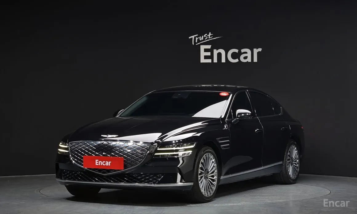 Фото 1 - Genesis G80