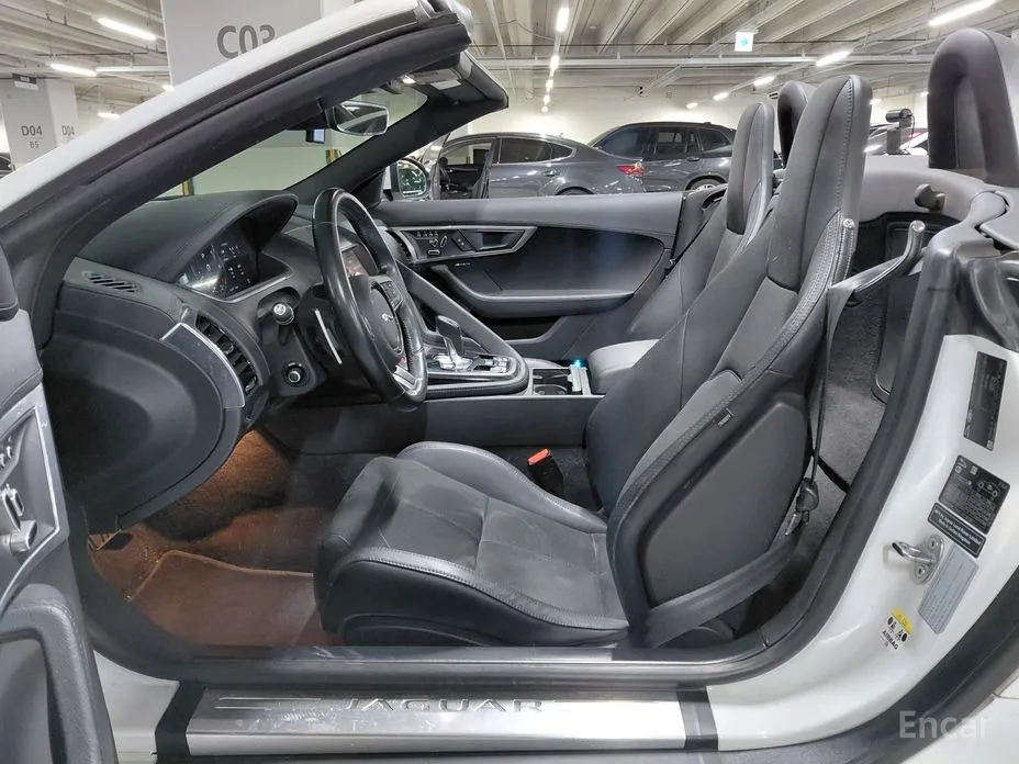 Фото 11 - Jaguar F-Type