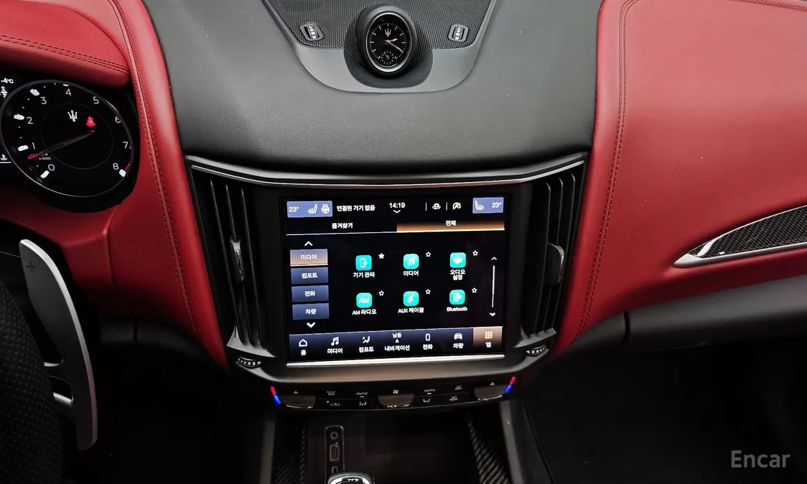 Фото 14 - Maserati Levante