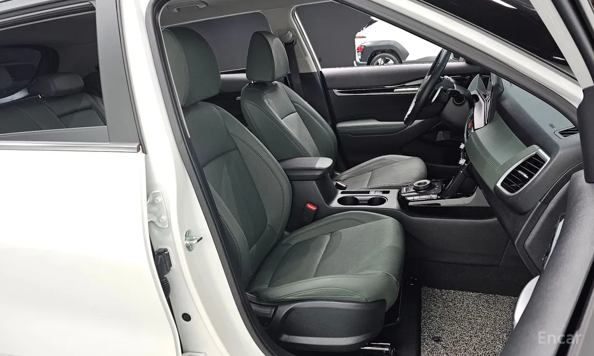 Фото 10 - Kia Seltos