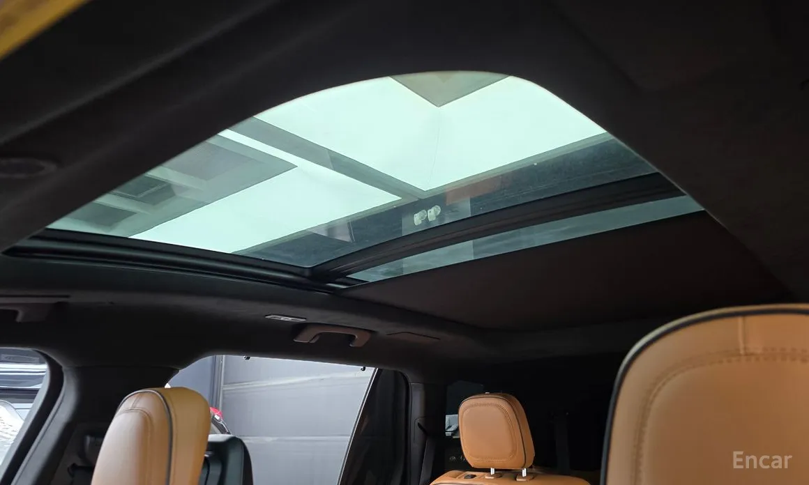 Фото 18 - Lincoln Aviator