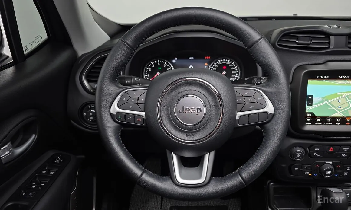 Фото 13 - Jeep Renegade