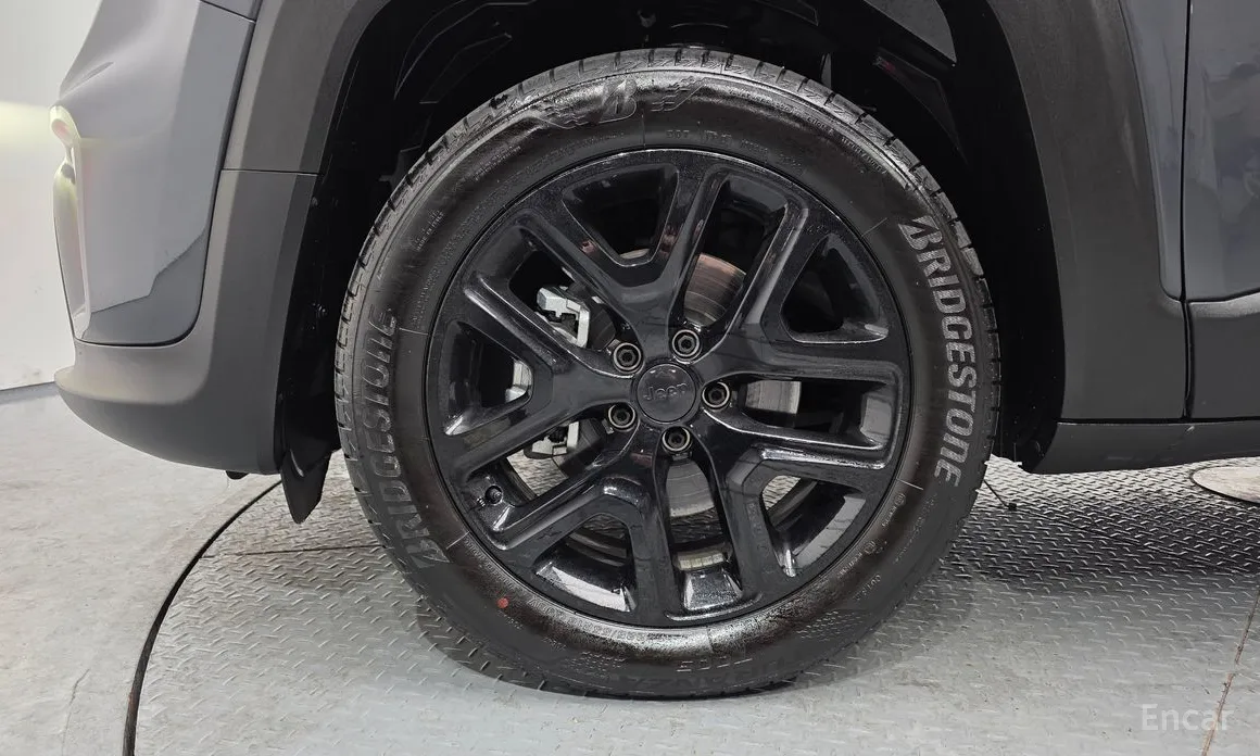 Фото 5 - Jeep Renegade