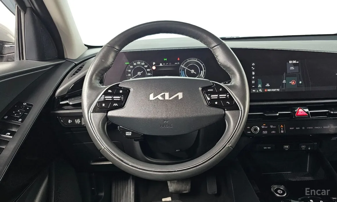 Фото 16 - Kia Niro