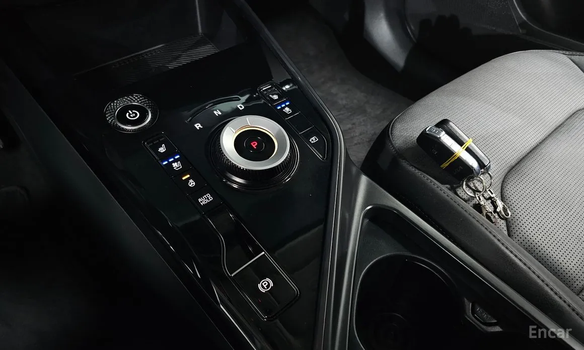 Фото 9 - Kia Niro