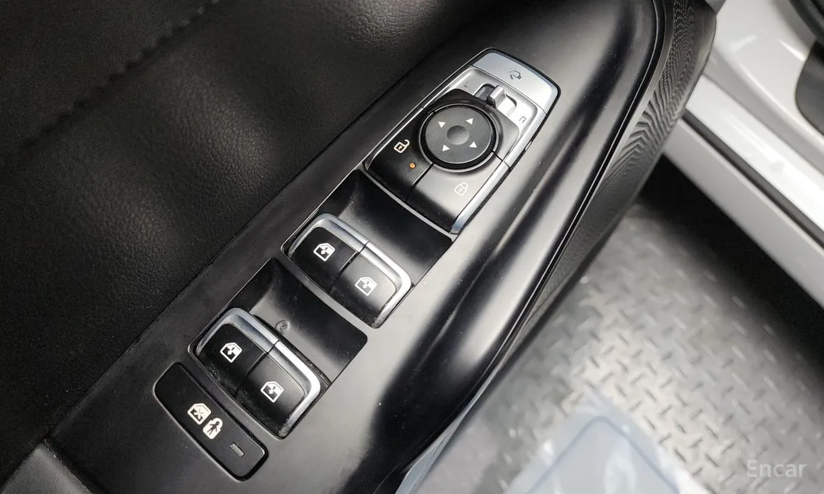 Фото 17 - Kia K5