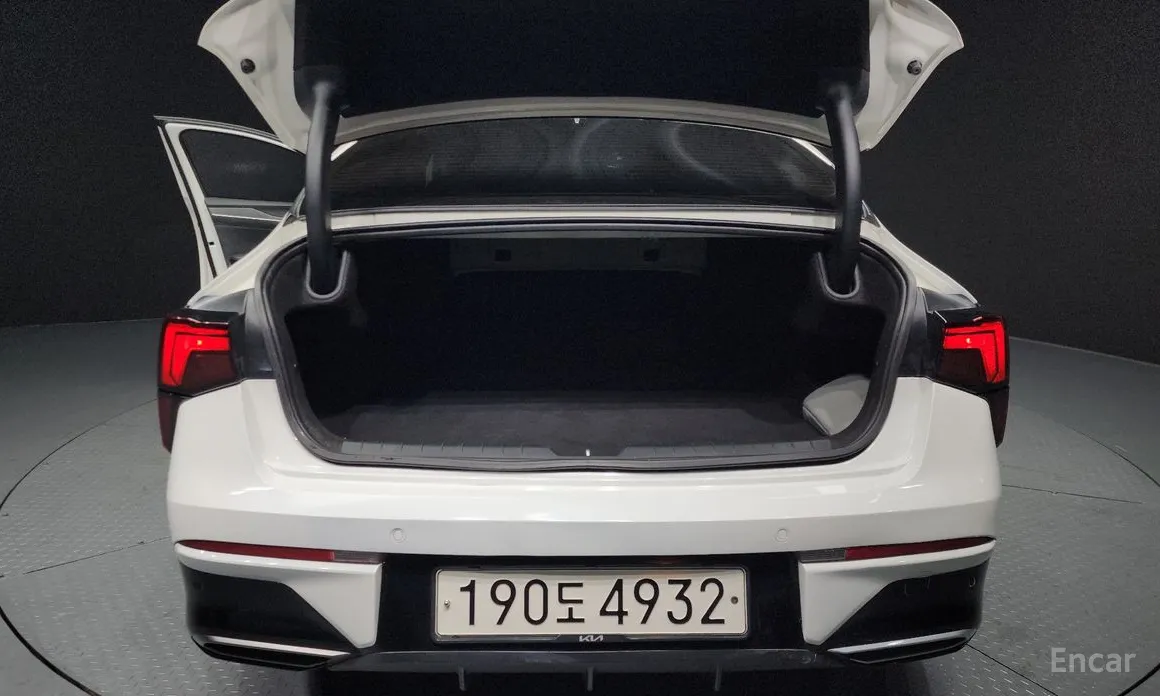 Фото 20 - Kia K5