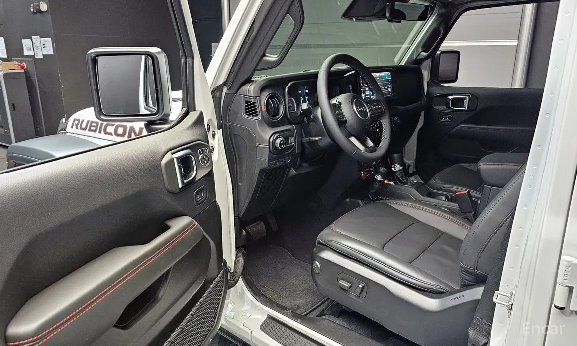 Фото 11 - Jeep Wrangler