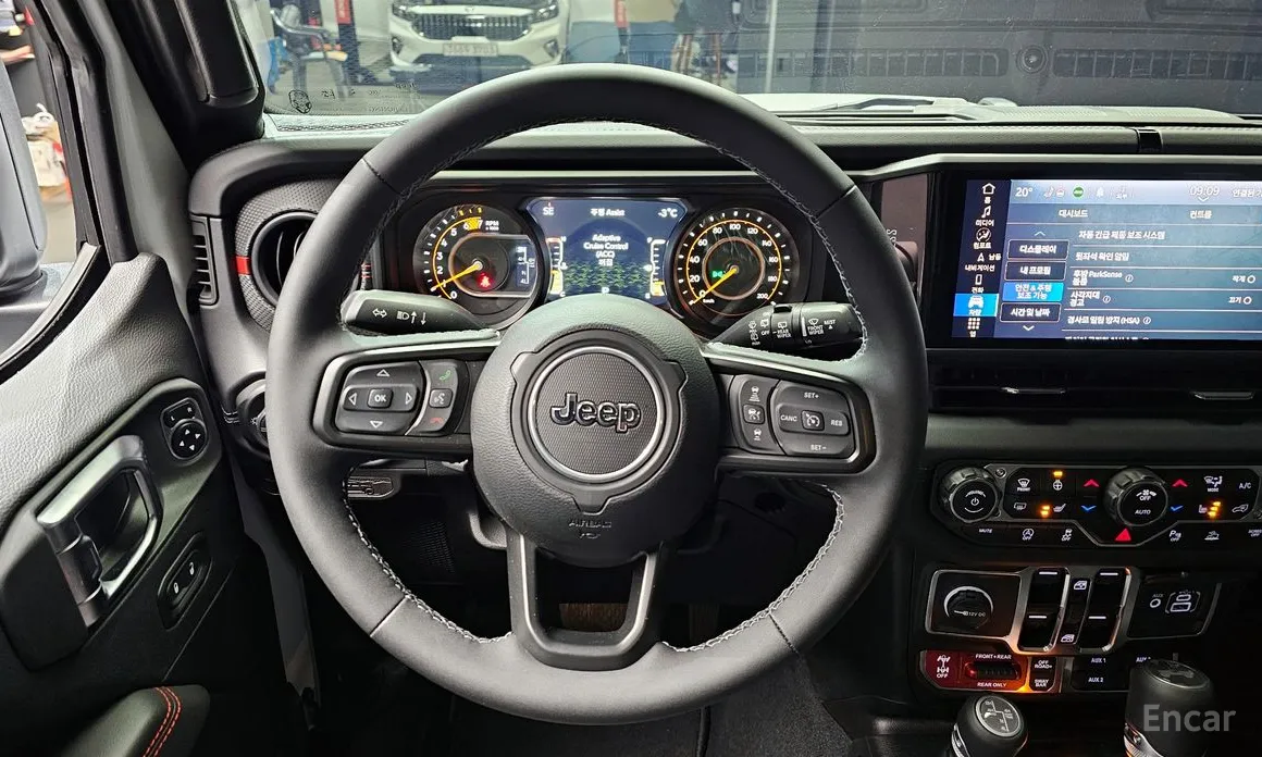 Фото 14 - Jeep Wrangler