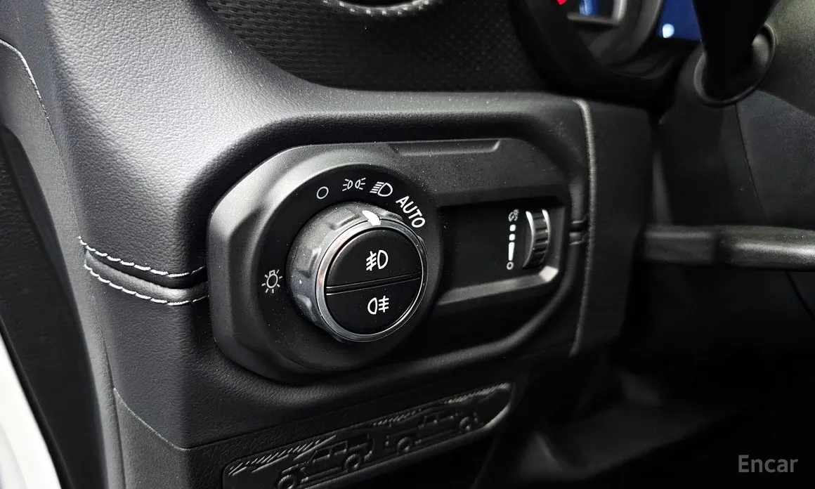 Фото 19 - Jeep Wrangler