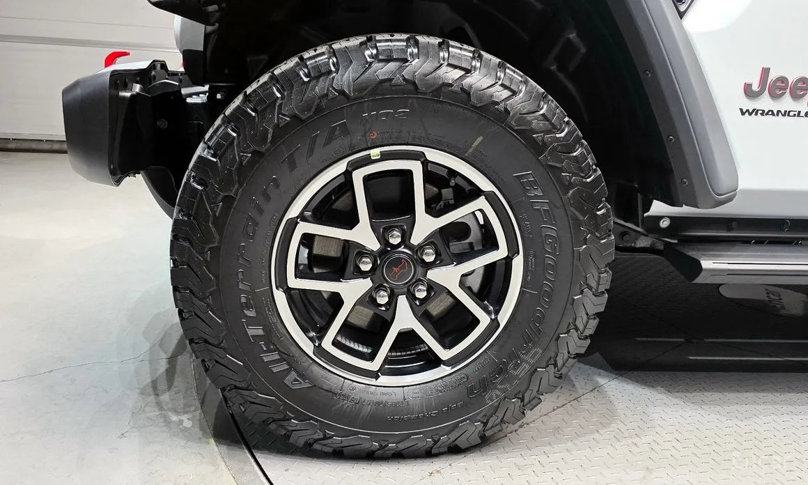 Фото 5 - Jeep Wrangler