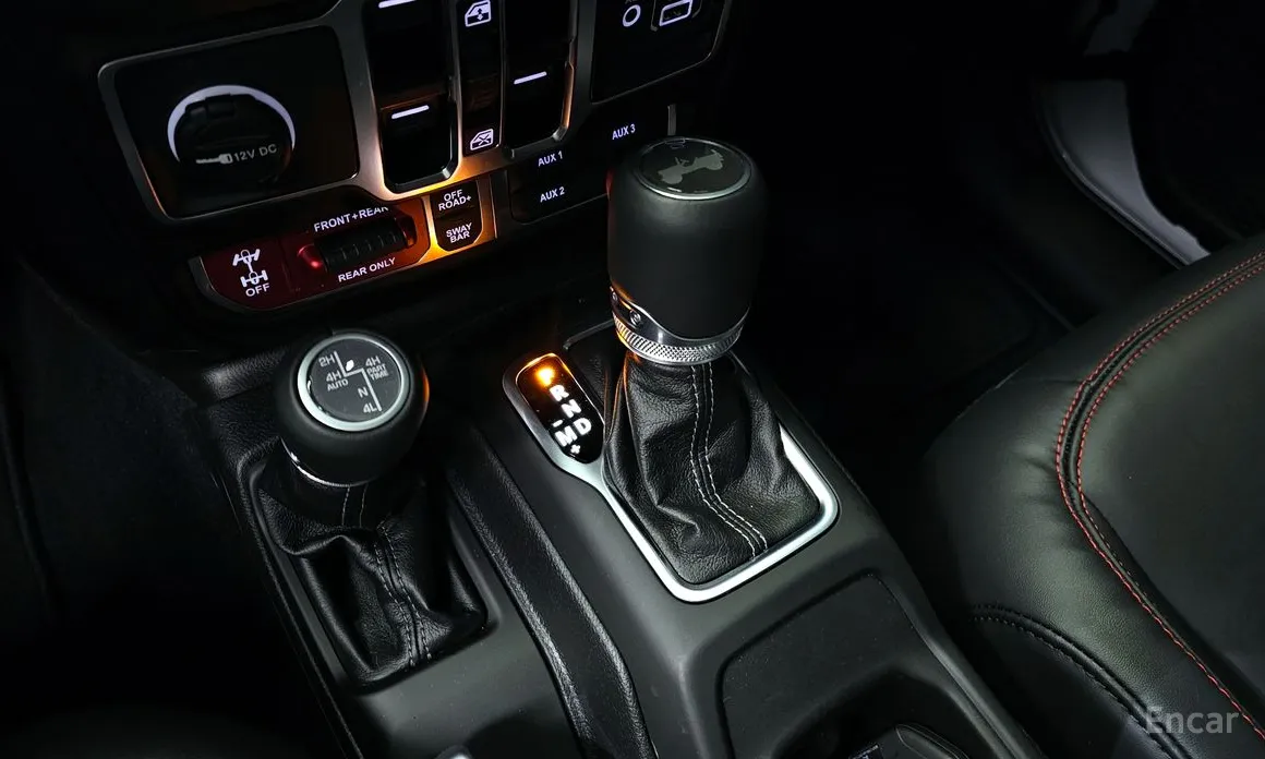 Фото 9 - Jeep Wrangler