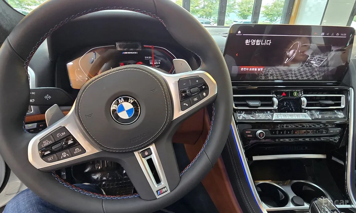 Фото 8 - BMW 8 Series