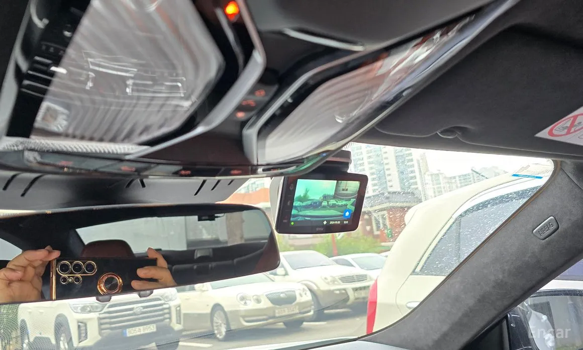 Фото 9 - BMW 8 Series