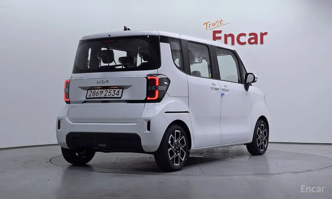 Фото 2 - Kia Ray