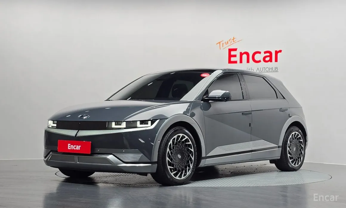 Photo 1 - Hyundai Ioniq 5