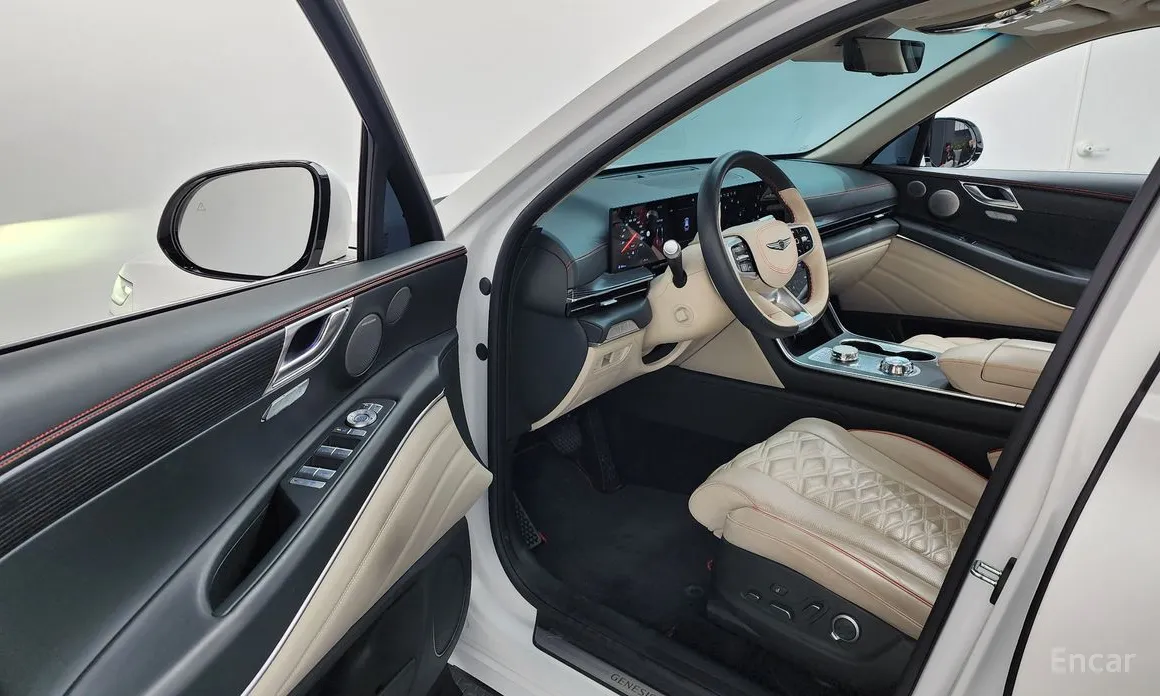 Фото 10 - Genesis GV80